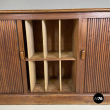 画像をギャラリービューアに読み込む, Wooden sideboard with shutter opening, 1920s