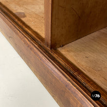 画像をギャラリービューアに読み込む, Wooden sideboard with shutter opening, 1920s
