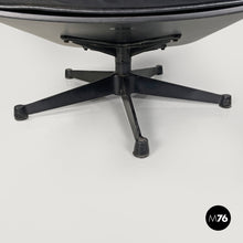 将图片加载到图库查看器,Black leather and metal armchair and pouf 670 671 by Charles and Ray Eames for ICF, 1970s