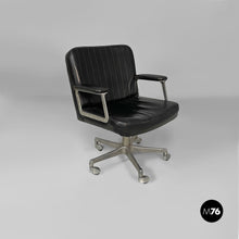 Load image into Gallery viewer, Armchair by Osvaldo Borsani for Tecno, 1970s