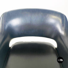 将图片加载到图库查看器,Black faux leather and steel armchair by Cassina, 1960s