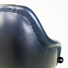 将图片加载到图库查看器,Black faux leather and steel armchair by Cassina, 1960s