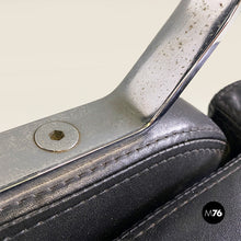 画像をギャラリービューアに読み込む, Leather and steel armchairs on wheels by Saporiti Italia, 1970s