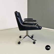 画像をギャラリービューアに読み込む, Leather and steel armchairs on wheels by Saporiti Italia, 1970s