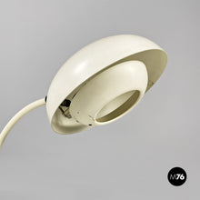 画像をギャラリービューアに読み込む, White metal table lamp, 1970s