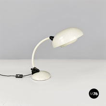 画像をギャラリービューアに読み込む, White metal table lamp, 1970s