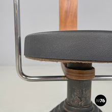 画像をギャラリービューアに読み込む, Round umbrella stand by Origlia in cast iron and wood, 1980s