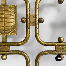 Charger l'image dans la galerie, Brass headboard for a double bed by Atelier Borsani Varedo, 1950s