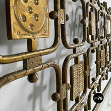 Charger l'image dans la galerie, Brass headboard for a double bed by Atelier Borsani Varedo, 1950s