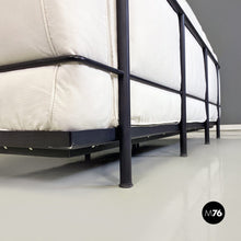 画像をギャラリービューアに読み込む, Lc2 three-seater sofa by Le Corbusier, Jeanneret and Perriand for Cassina, 1980s