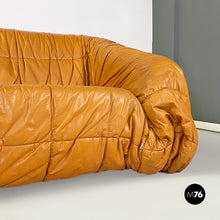 Charger l'image dans la galerie, Caramel leather Piumino sofa by De Pas, D'Urbino and Lomazzi for Dall'Oca, 1970s
