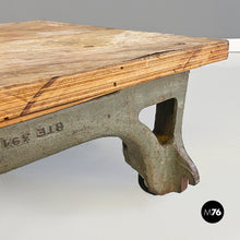 画像をギャラリービューアに読み込む, Iron and wood Italian State Railways storage trolley, 1930s