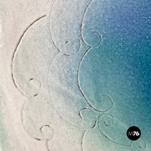 将图片加载到图库查看器,Ceramic and brass dining table with engraved design, 1980s