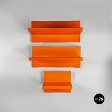 画像をギャラリービューアに読み込む, Orange plastic shelves by Marcello Siard for Kartell, 1970s
