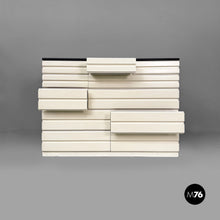 Charger l'image dans la galerie, Chest of drawers Samarcanda by Vico Magistretti for Poggi, 1970s