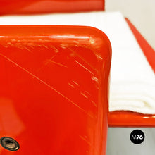 画像をギャラリービューアに読み込む, Lacquered wood Kazuki model chairs by Kazuhide Takahama for Simon Gavina, 1969