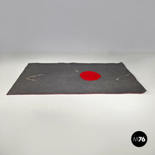 画像をギャラリービューアに読み込む, Rectangular grey felt rug with red circle by Riccardo Fattori, 2000s