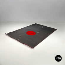 画像をギャラリービューアに読み込む, Rectangular grey felt rug with red circle by Riccardo Fattori, 2000s