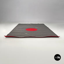 画像をギャラリービューアに読み込む, Rectangular grey felt rug with red circle by Riccardo Fattori, 2000s