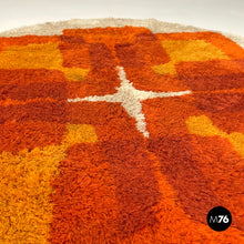 画像をギャラリービューアに読み込む, Round carpet Rya by Højer Eksport Wilton, 1970s