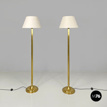 画像をギャラリービューアに読み込む, Round floor lamps in white fabric and brass by Lam Bologna, 1960s