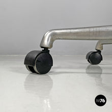 画像をギャラリービューアに読み込む, Salmon pink leather office chair by Charles and Ray Eames for ICF, 1970s