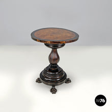 画像をギャラリービューアに読み込む, Wooden coffee table with chessboard decorations, early 1900s
