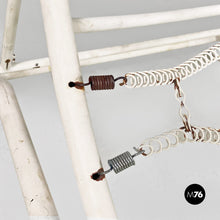 Carica l'immagine nel visualizzatore di Gallery, White iron garden deck-chair or chaise longue, 1960s