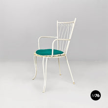画像をギャラリービューアに読み込む, White wrought iron garden chairs with green pillows, 1960s
