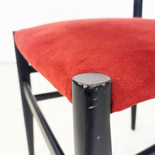 画像をギャラリービューアに読み込む, Black wood and red fabric Leggera chair by Gio Ponti for Cassina, 1951