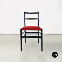 画像をギャラリービューアに読み込む, Black wood and red fabric Leggera chair by Gio Ponti for Cassina, 1951