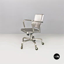 将图片加载到图库查看器,Brushed aluminum Hudson chairs by Philippe Starck for Emeco, 2000s