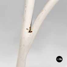 画像をギャラリービューアに読み込む, White iron garden chairs with blue pillow, 1960s