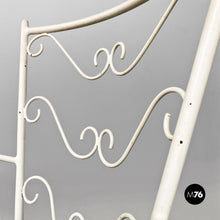 画像をギャラリービューアに読み込む, White iron garden chairs with blue pillow, 1960s