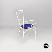 画像をギャラリービューアに読み込む, White iron garden chairs with blue pillow, 1960s