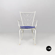 画像をギャラリービューアに読み込む, White iron garden chairs with blue pillow, 1960s