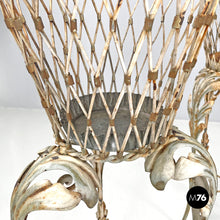 画像をギャラリービューアに読み込む, White wrought iron vase holder with floral decorations, 1900s