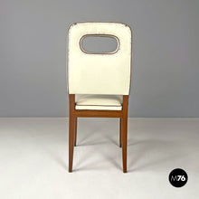 画像をギャラリービューアに読み込む, White leather and wood chair by Giovanni Gariboldi, 1940s
