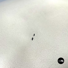 画像をギャラリービューアに読み込む, White leather and wood chair by Giovanni Gariboldi, 1940s