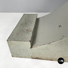 画像をギャラリービューアに読み込む, Metal sculpture by Edmondo Cirillo, 1970s