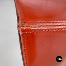 画像をギャラリービューアに読み込む, Red leather chairs Ed Archer by Philippe Starck for Driade, 1980s