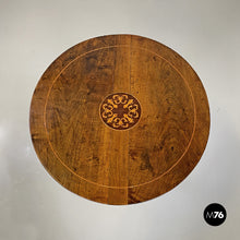 画像をギャラリービューアに読み込む, Wooden dining table with floral decoration, 1850s