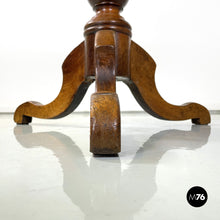 画像をギャラリービューアに読み込む, Wooden dining table with floral decoration, 1850s