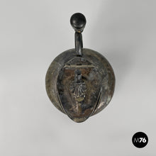 画像をギャラリービューアに読み込む, Silver plate and wood jug or teapot by SB&M, early 1900s