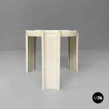 画像をギャラリービューアに読み込む, White plastic coffee tables by Giotto Stoppino for Kartell, 1970s