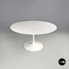 画像をギャラリービューアに読み込む, White round dining table Tulip by Eero Saarinen for Knoll, 2007