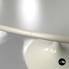 画像をギャラリービューアに読み込む, White round dining table Tulip by Eero Saarinen for Knoll, 2007