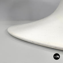 画像をギャラリービューアに読み込む, White round dining table Tulip by Eero Saarinen for Knoll, 2007