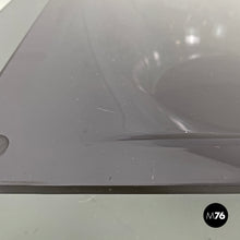 画像をギャラリービューアに読み込む, Coffee table in purple plexiglass and smoked glass, 1970s