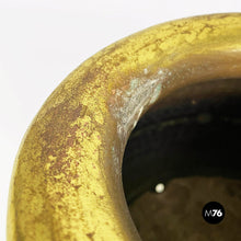 Charger l'image dans la galerie, Brass vase with a honeycomb finish, 1970s